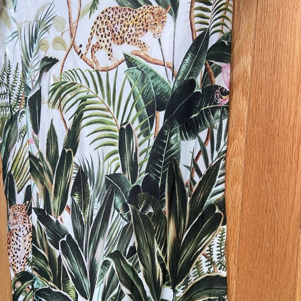 H&M Jaguar Palm Jungle print Blouse / Wide Leg Trouser Set Animal 4/6 Like New​​ - Picture 13 of 13
